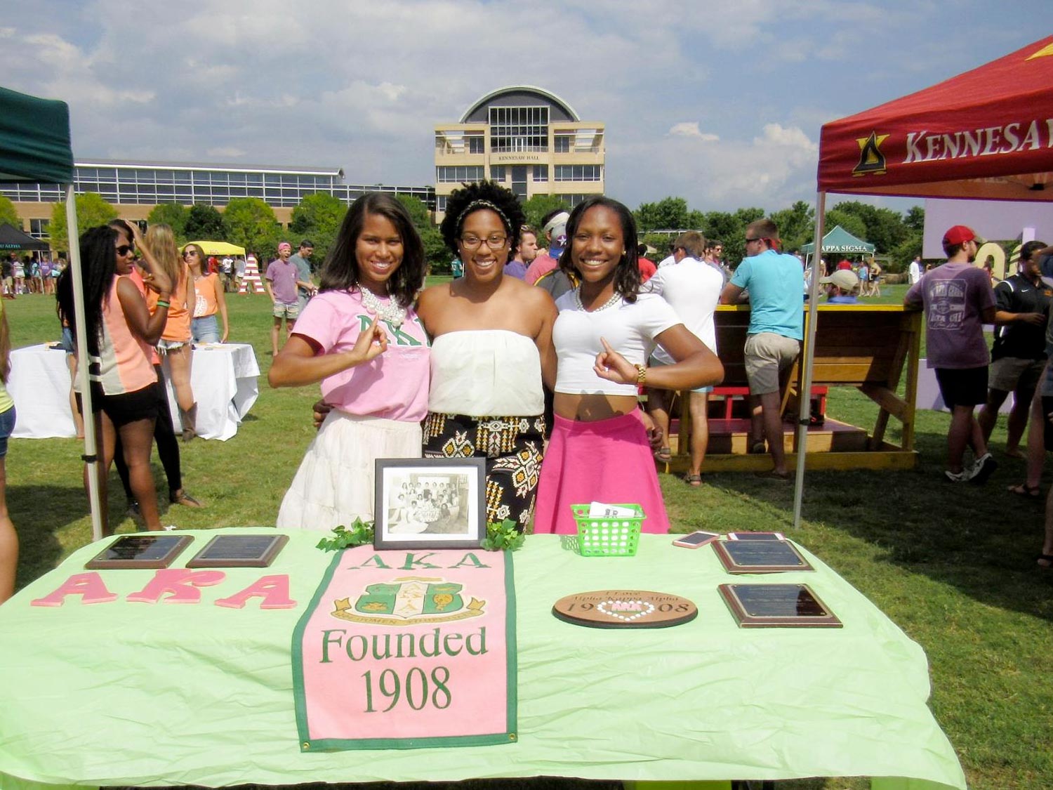 💕💚 The AKAs at Kennesaw State University just crossed their Fall 23 line!